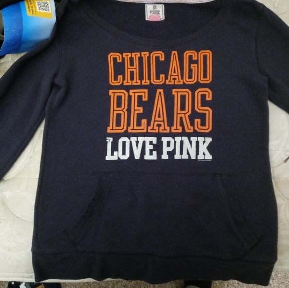 Clothes. - Picture 6 of 16